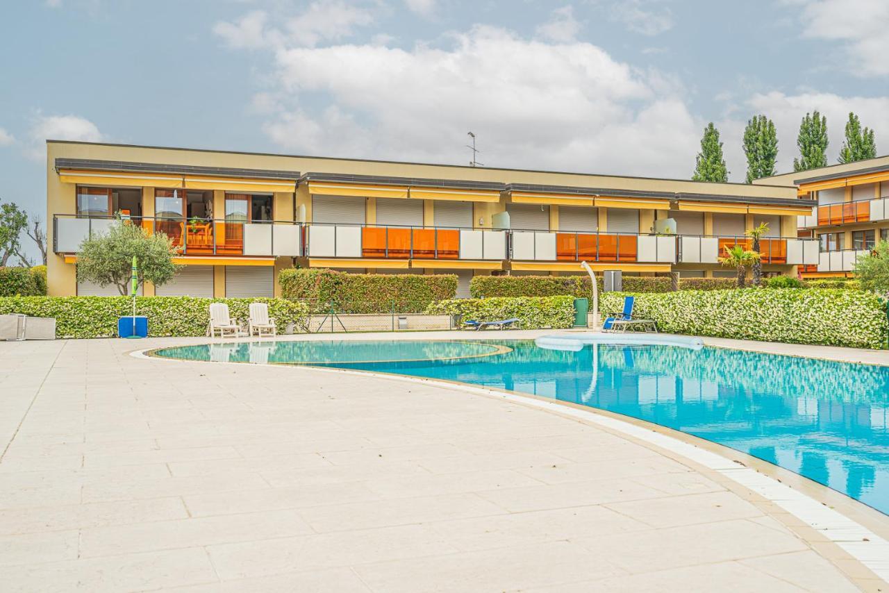 Hygge Family Apartment - One Step Away From The Lake!!! Sirmione Dış mekan fotoğraf