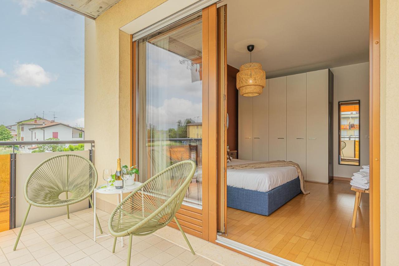 Hygge Family Apartment - One Step Away From The Lake!!! Sirmione Dış mekan fotoğraf