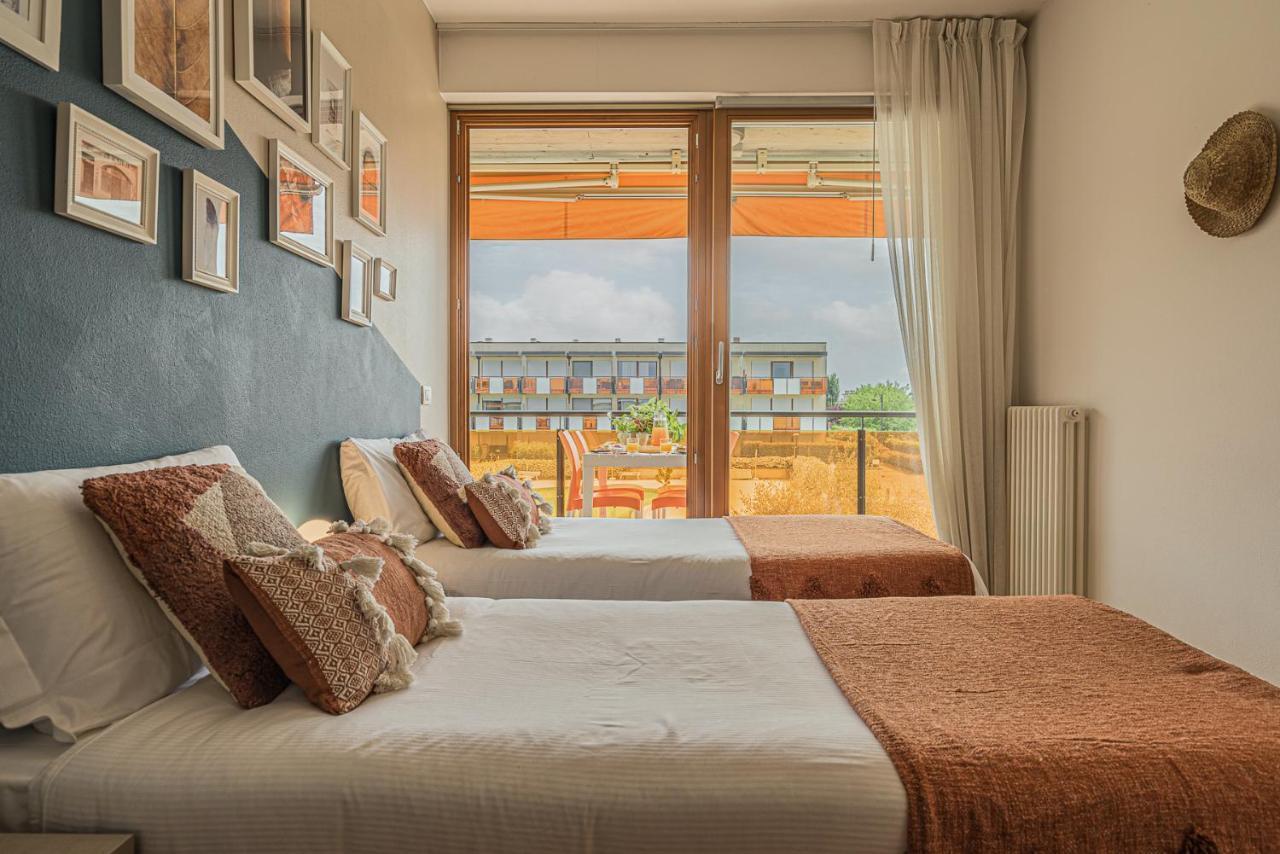 Hygge Family Apartment - One Step Away From The Lake!!! Sirmione Dış mekan fotoğraf